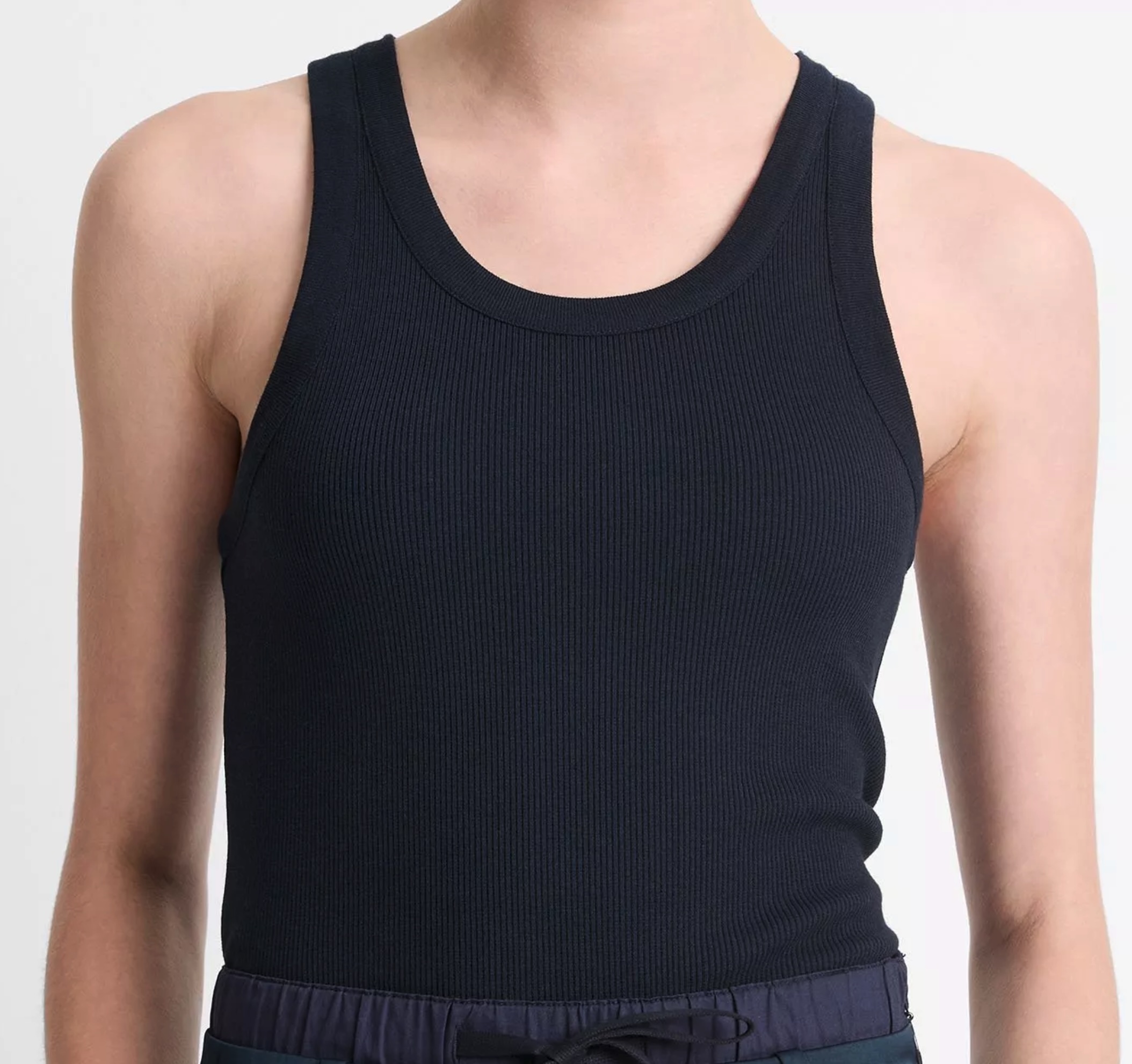 Vince Ribbed Scoop-Neck Tank in navy